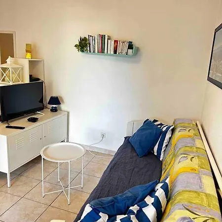 Sympa F2 Avec Parking Et Piscine Apartment