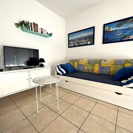 Apartment Sympa F2 Avec Parking Et Piscine Montpellier